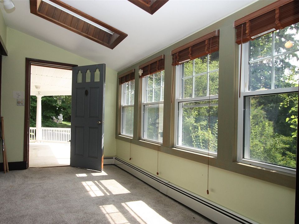 Zillow Port Jefferson Ny at Sharon Maxim blog