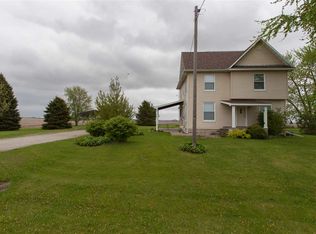 1022 S Airport Rd, Washington, IA 52353