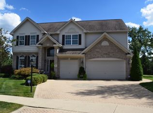 597 W Slippery Rock Dr, Palatine, IL 60067