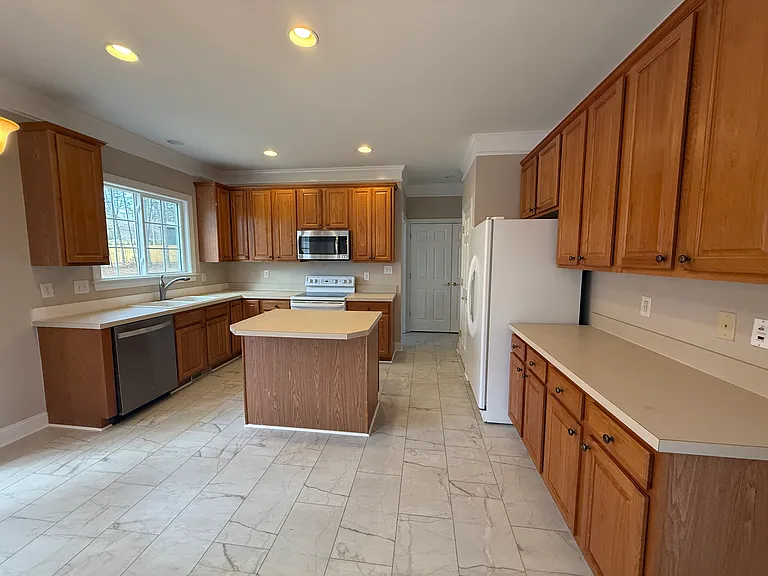 3993 N Lakeshore Rd — Photo 14