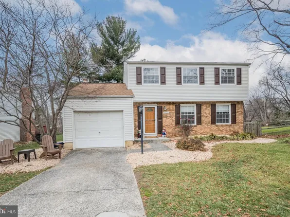 10122 Cape Ann Dr, Columbia, MD 21046
