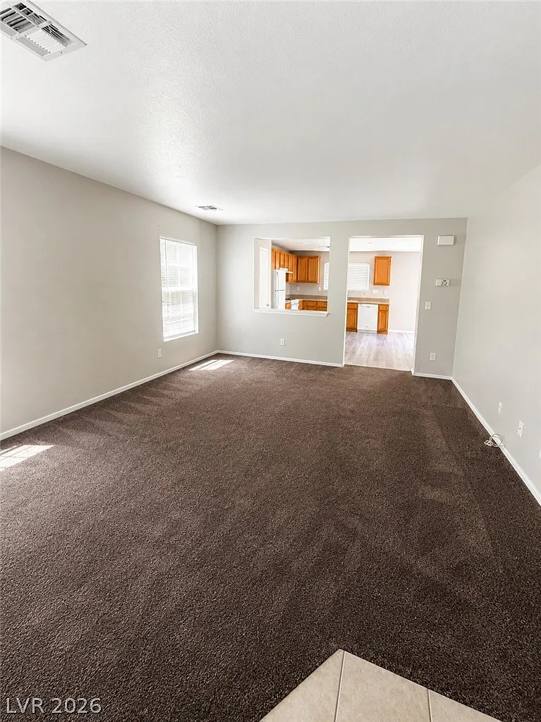 3 bed, 2.5 bath, 1546 sqft, $1,800 — Photo 2