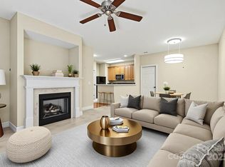 6812 Park Place Dr, Charlotte, NC