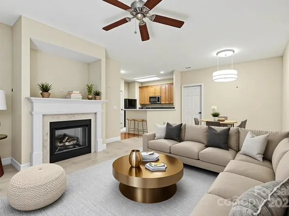 6812 Park Place Dr, Charlotte, NC 28262