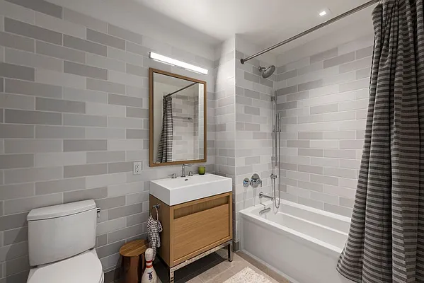 Sold by Nest Seekers International | media 29