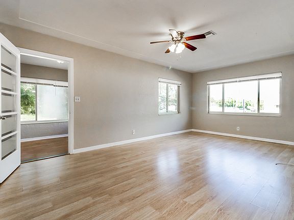 4th image of 1734 38th Ave N