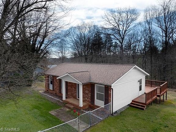 2nd image of 264 Crystal Dr