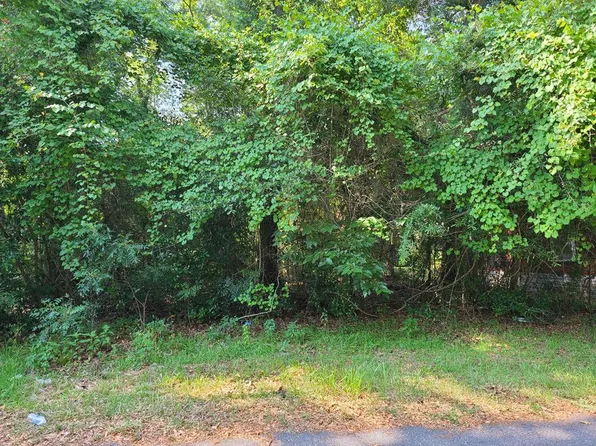 2 Hillside Dr, Quincy, FL 32352