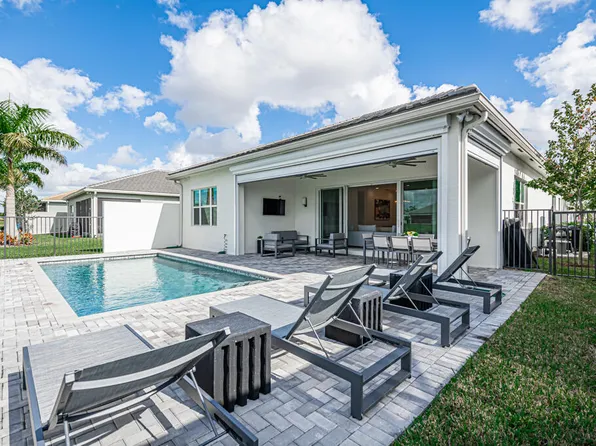 12643 New Caladonia Lane, Boynton Beach, FL 33473