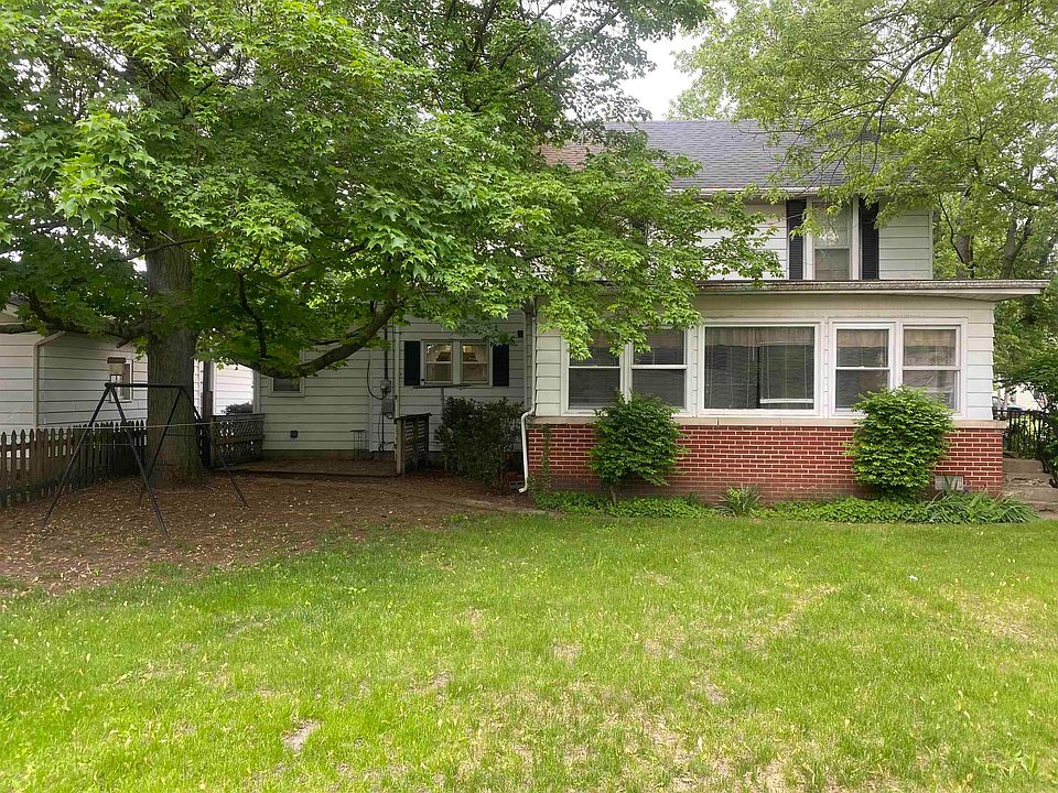 111 W 3rd St, Rochester, IN 46975 Zillow