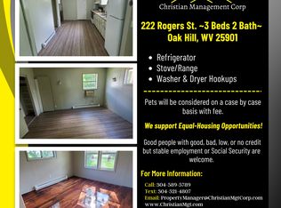 222 Rogers St, Oak Hill, WV 25901
