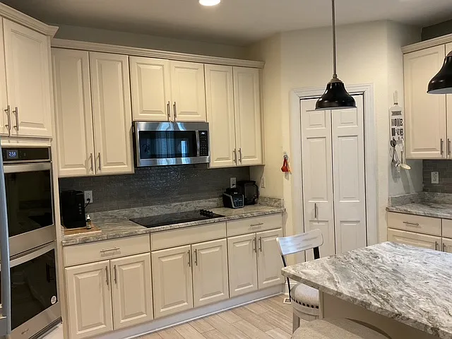 Kitchen cooktop and built-in pantry
