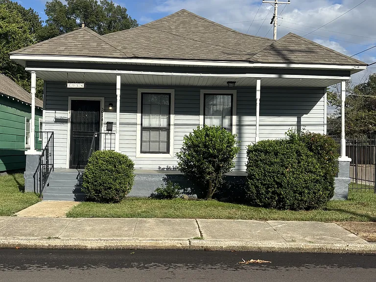 1014 Philadelphia St — Photo 1