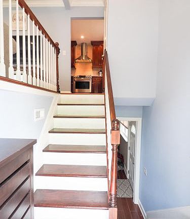 2nd image of 37 Ellsworth Ave