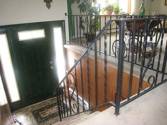 5th image of 1 Riverview Ave