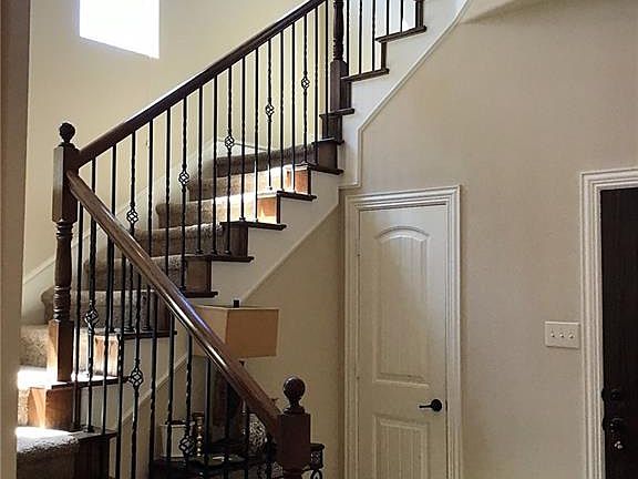5th image of 10437 Old Eagle River Ln