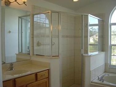 5th image of 4602 Huron Bay Cir