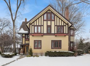 (Undisclosed Address), Oak Park, IL 60302