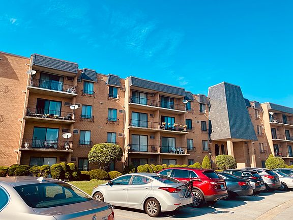 2nd image of 931 Arquilla Dr #116