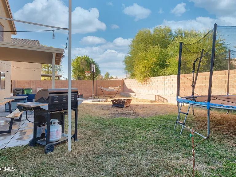 16068 W Culver St — Photo 30