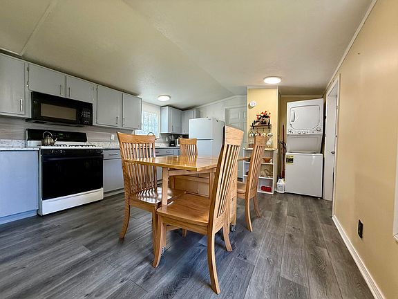 4th image of 333 E Lakewood Blvd Lot 10
