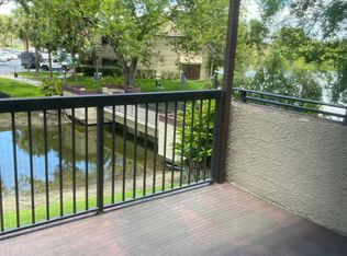 10775 Village Club Cir N APT 206, Saint Petersburg, FL 33716
