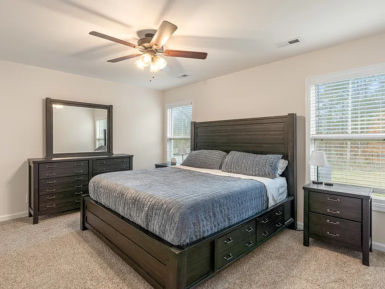 412 Hillside Dr — Photo 15