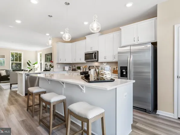 612 Barnhurst St, Baltimore, MD 21220