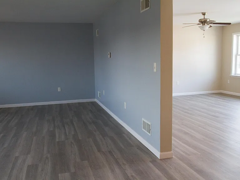 3900 Sheppard Dr — Photo 13