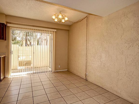 3rd image of 3518 W Dunlap Ave Unit 115