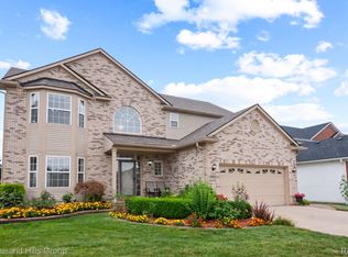 1565 Boyd St, Troy, MI 48083