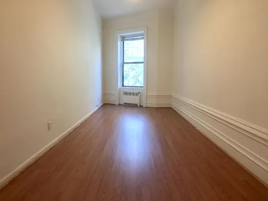 Rented by Sovereign Associates | media 12