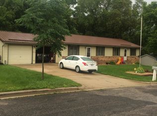 512 Bluebird Ct, Onalaska, WI 54650