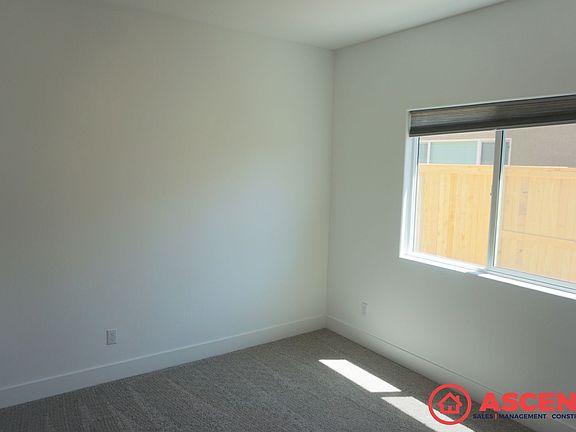 3rd image of 9718 Cotton Creek Dr