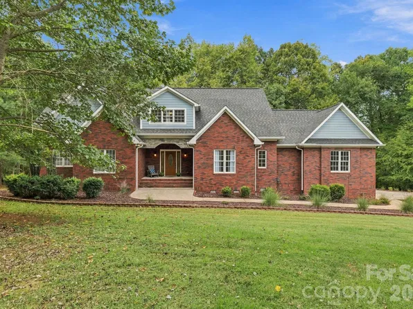 148 Windwood Ln, Troutman, NC 28166