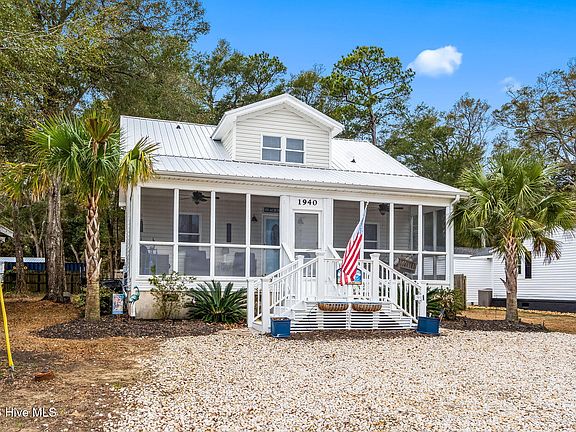 3rd image of 1940 Ocean Haven Road SW