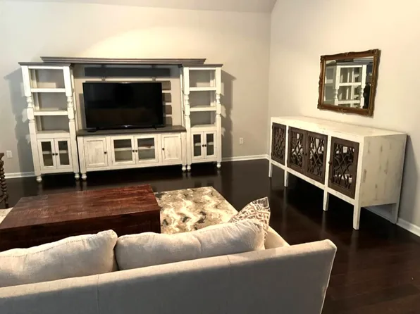 353 Long Hill Dr, Sulphur, LA 70665