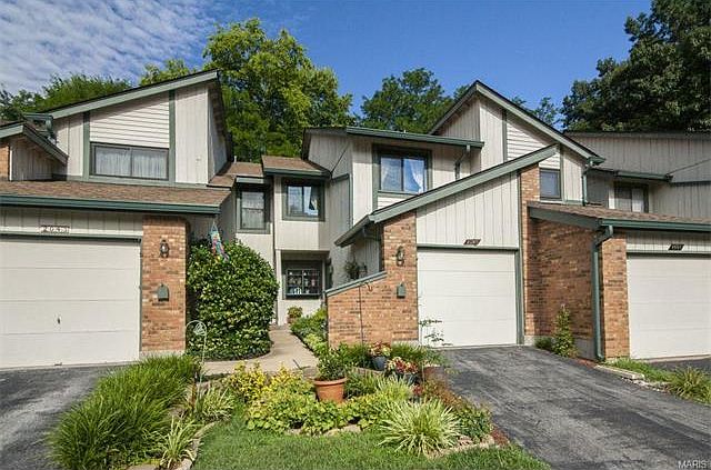 1st image of 2045 Falling Brook Dr