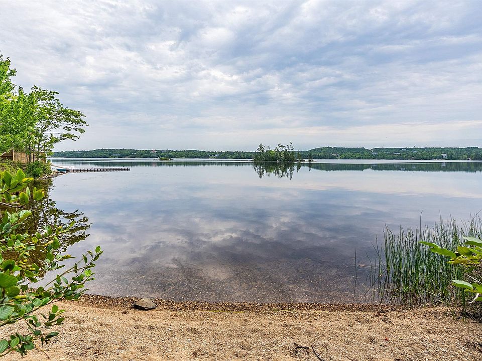 1st image of 32 Fiddlehead Way
