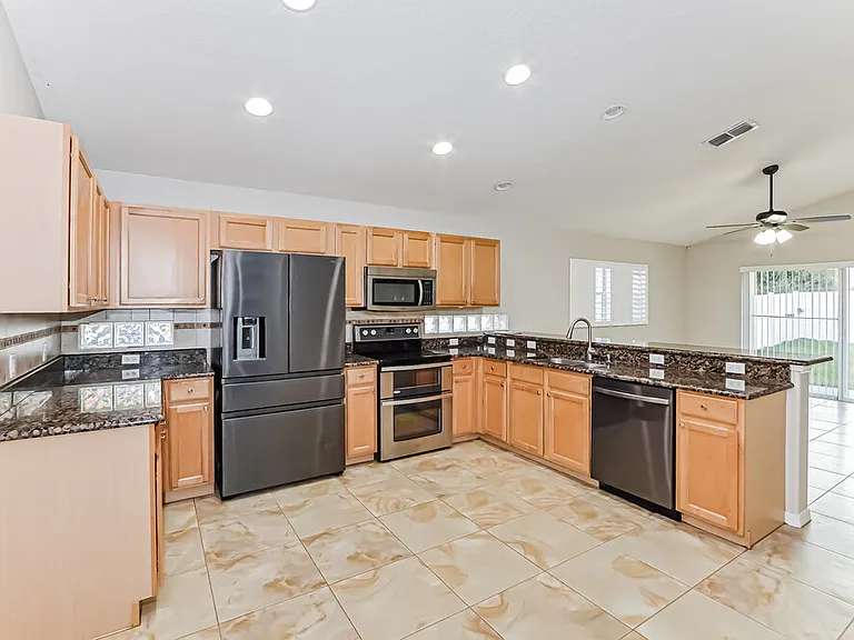 14643 Lady Victoria Blvd — Photo 8