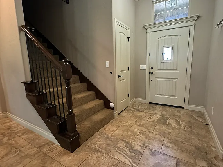 3112 Langley Dr — Photo 4
