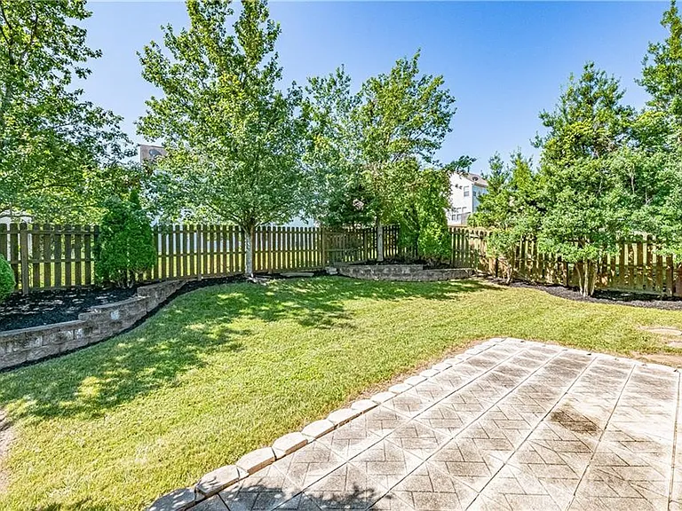 12819 Slade Castle Ct — Photo 26