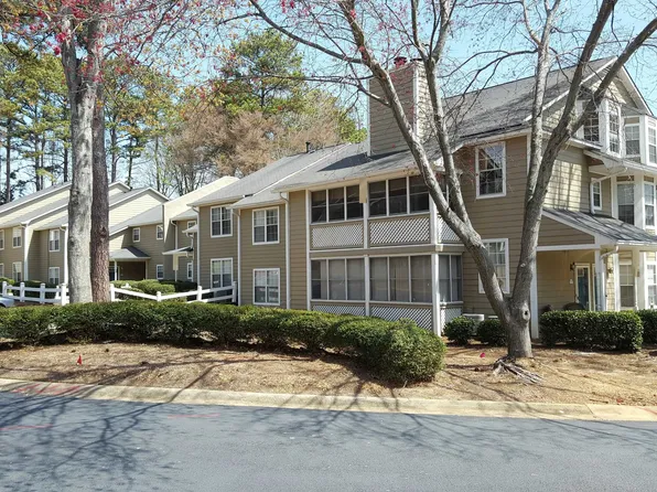 6390 Magnolia Ln, Morrow, GA 30260