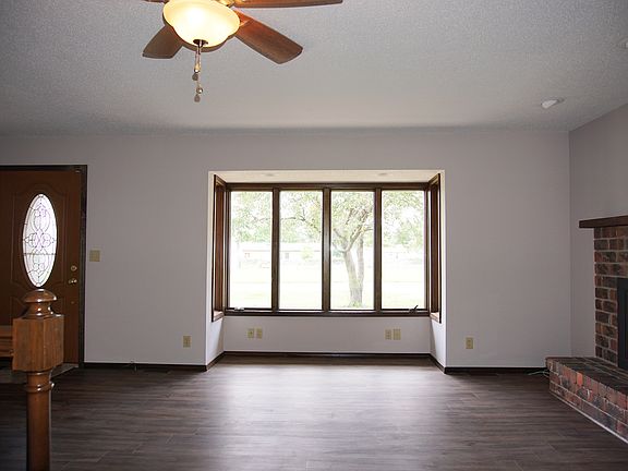 3rd image of 1802 E 33rd Ave