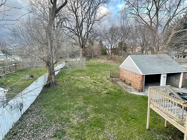 1228 Berdan Ave #LOWER — Photo 14