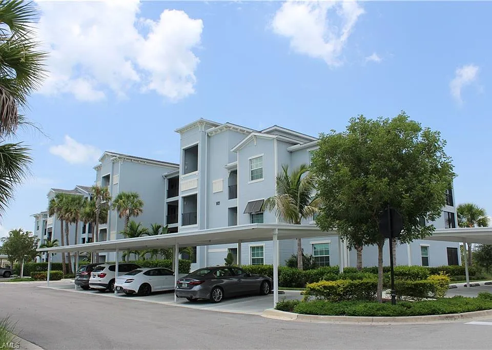14121 Heritage Landing Blvd #737