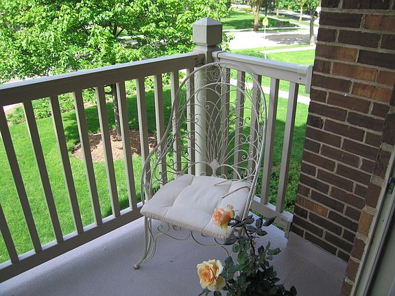 5th image of 2423 N Kennicott Dr Unit 2A