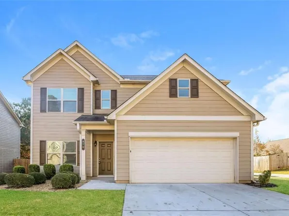 870 Walnut Woods Dr, Braselton, GA 30517