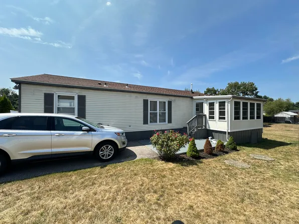 49 Snowgoose Lane, Plymouth, MA 02360
