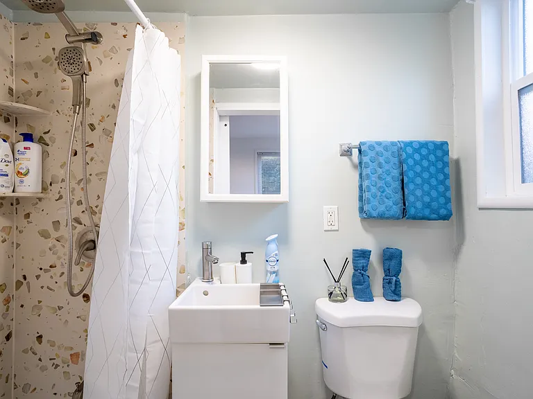 1325 Sacramento St #1 — Photo 16